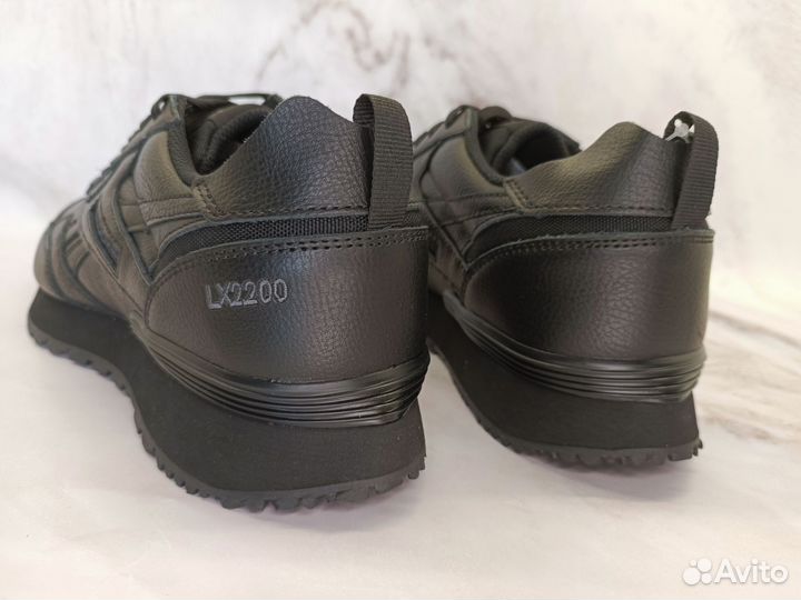 Кроссовки осенние Reebok lx2200 кожа