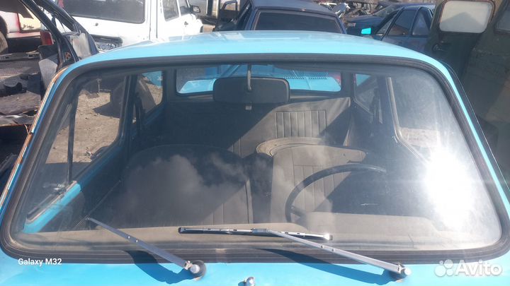 Лобовое стекло ветровое Заз 968 м Запорожец