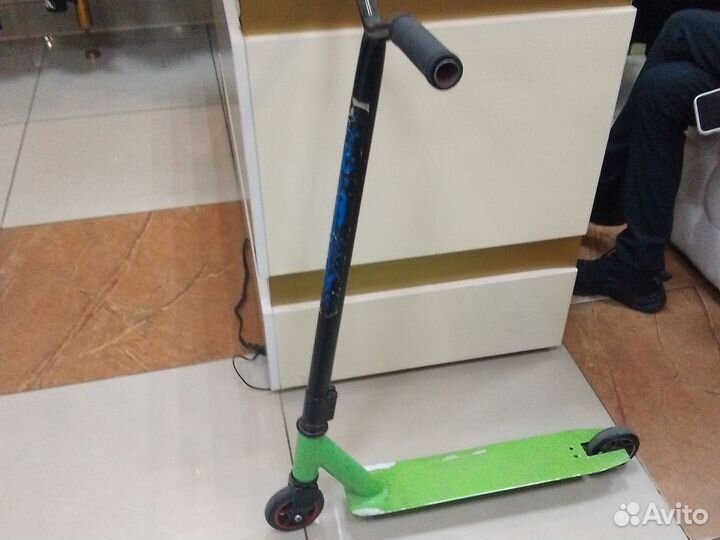 Трюковой самокат