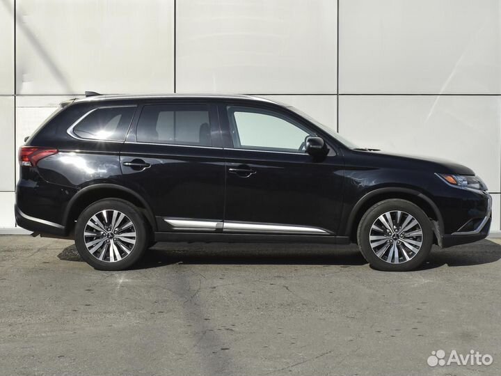 Mitsubishi Outlander 2.4 CVT, 2020, 88 634 км