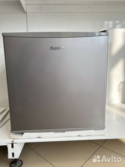 Холодильник Бирюса M50 Новый