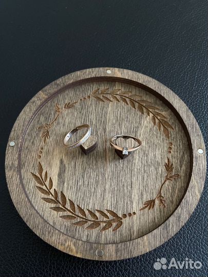 Шкатулка для обручальных колец