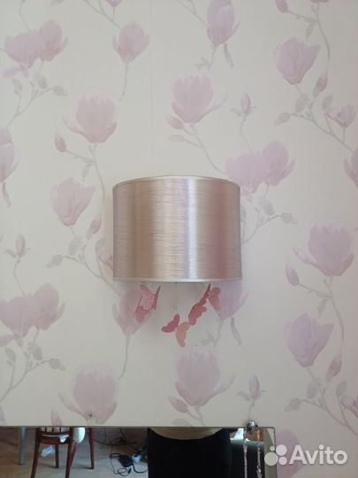 Настенный светильник бра