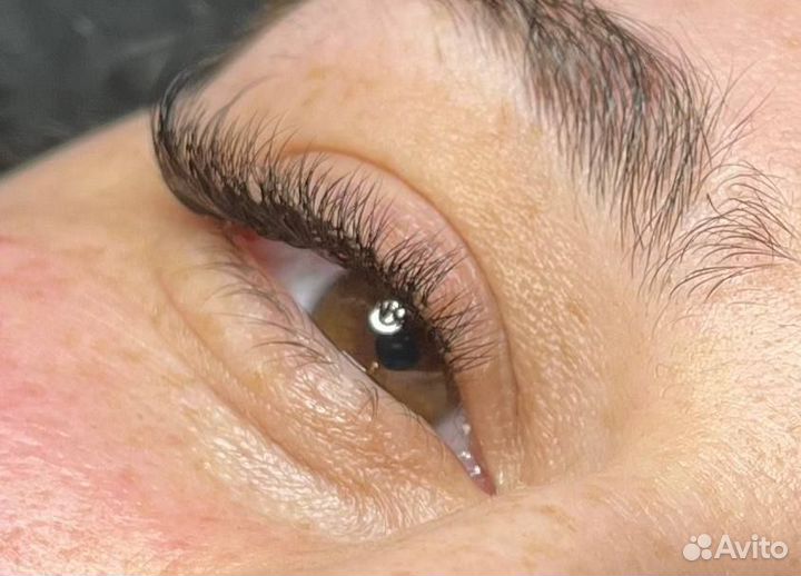 Профессиональное наращивание ресниц