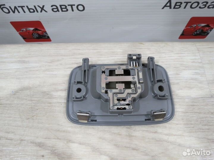 Плафон салона Hyundai Solaris