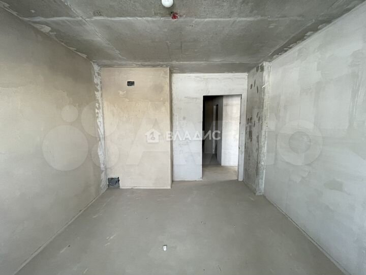 2-к. квартира, 60 м², 3/17 эт.