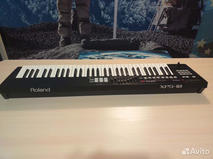 Клавишный синтезатор Roland XPS-10