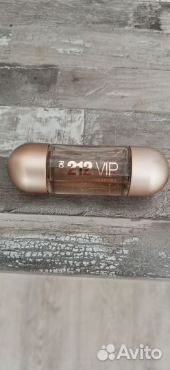 Духи carolina herrera, Frank olivier