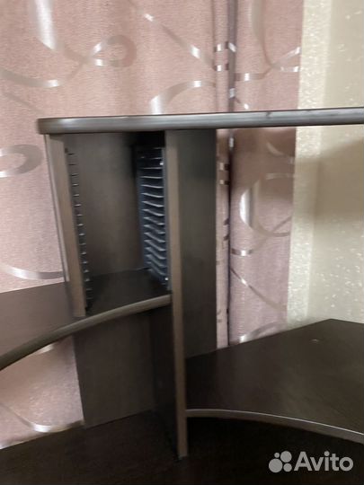 Компьюторный стол