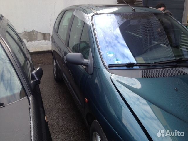 Разбор на запчасти Renault Scenic 1996-2002