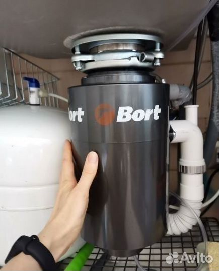 Измельчитель пищевых отходов Bort titan 4000