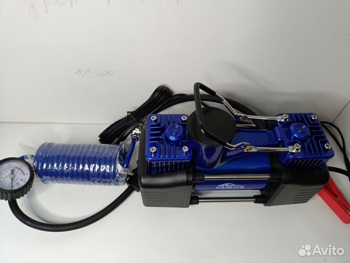 Компрессор автомобильный двухпоршневой