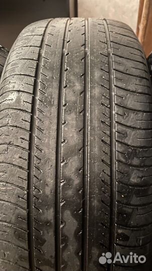 Yokohama E70 DB 215/55 R17 93V