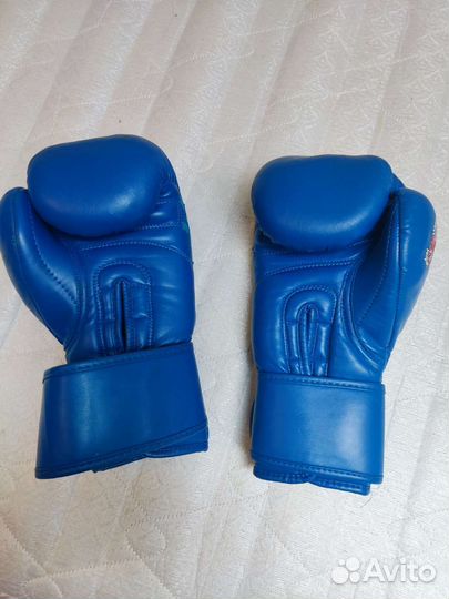 Боксерские перчатки 10 oz детские