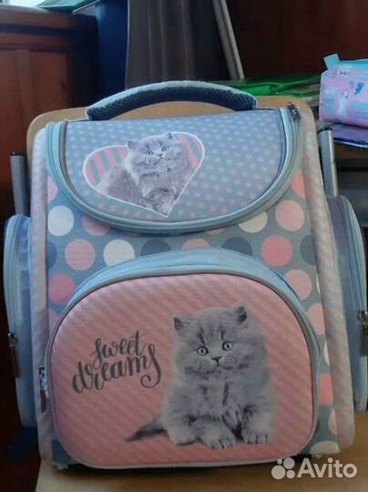 Рюкзак школьный