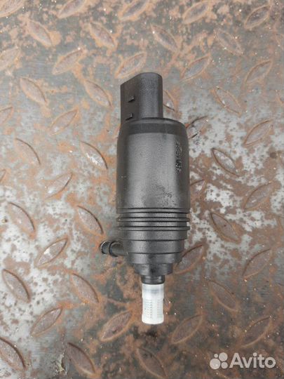 Насос стеклоомывателя Bmw 3-Series 2.0 N43