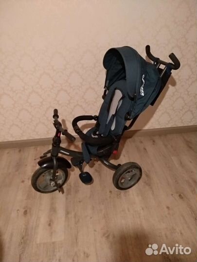 Трехколесный велосипед