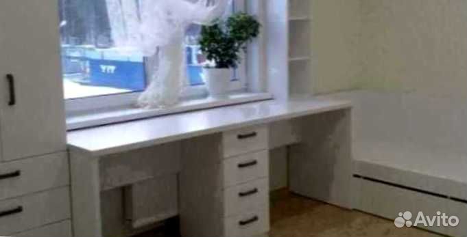 Рабочая зона у окна