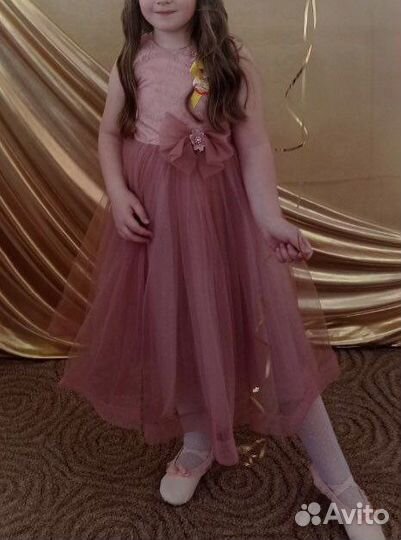Платье для девочки 6-7 лет