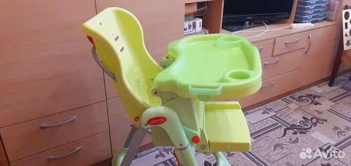 Стульчик для кормления