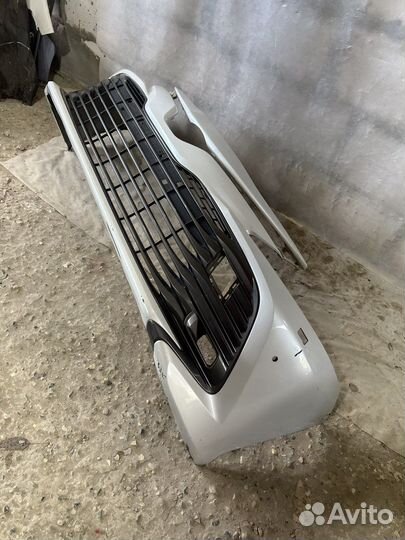 Бампер передний Toyota Camry XV70/Камри арт176