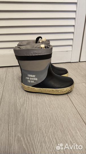 Детские резиновые сапоги 23
