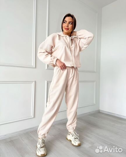 Костюм спортивный женский мягкий 42,44,46,48