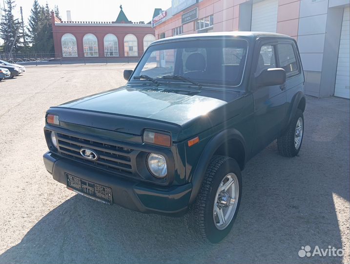 LADA 4x4 (Нива) 1.7 МТ, 2010, 180 000 км