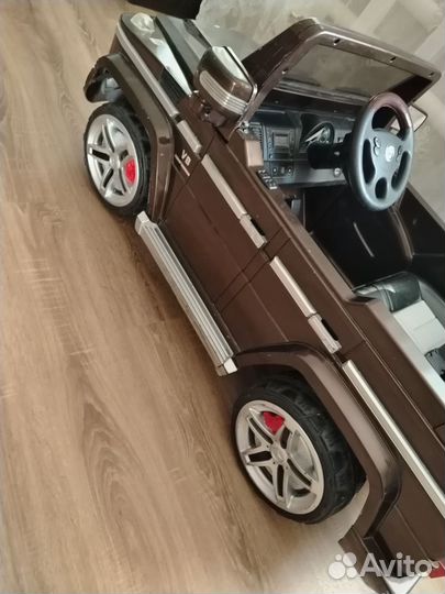 Детский электромобиль бу