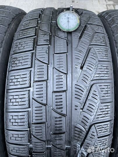 Pirelli Winter Sottozero 240 Serie II 235/45 R18