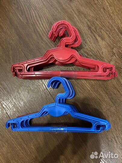 Плечики детские