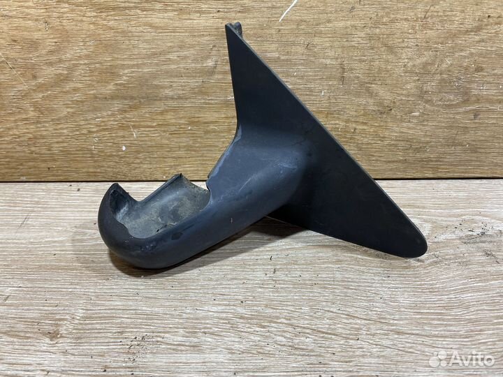 Накладка правого зеркала VW New Beetle А4 дорест