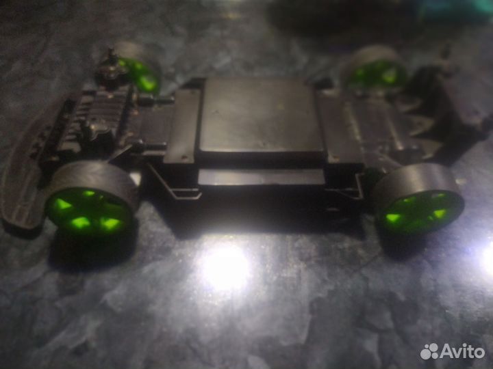Машинка на пульте для дрифта