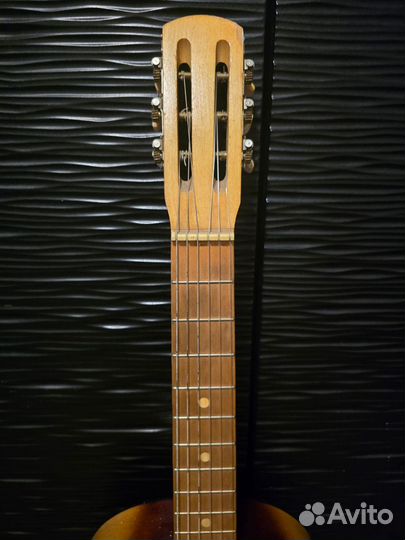 Гитара 6ти струнная