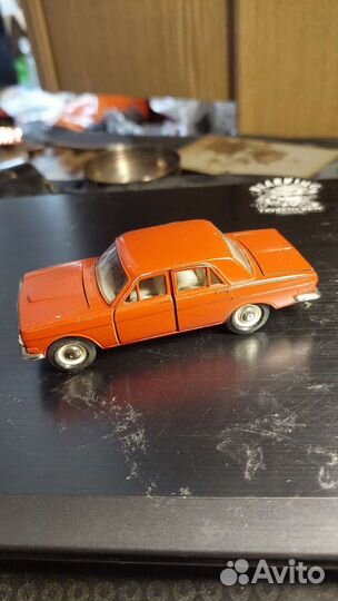 Модель автомобиля Волга Газ-24
