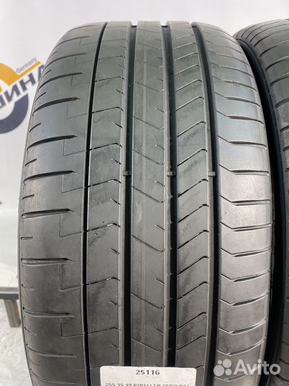 Pirelli P Zero PZ4 255/35 R19 97V