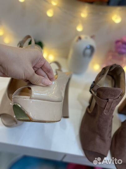 Женская обувь