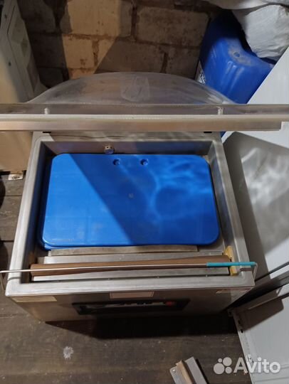 Вакуумный упаковщик