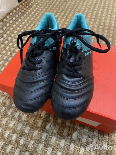 Детские футбольные бутсы