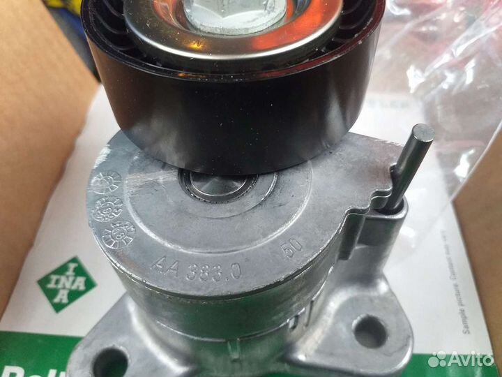 Натяжитель ремня приводного Mitsubishi