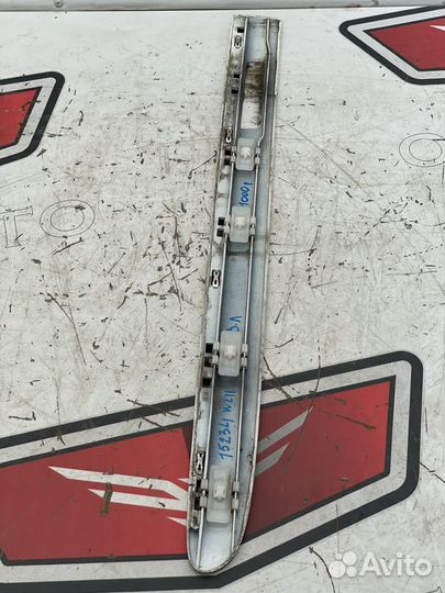 Молдинг задней левой двери Мерседес W211
