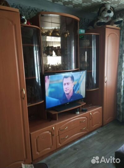 Стенка в гостиную бу