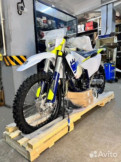 Новый Husqvarna TE 300 tbi 2024