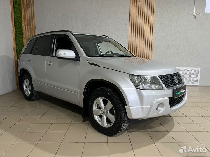 Suzuki Grand Vitara 2.0 AT, 2010, 136 000 км