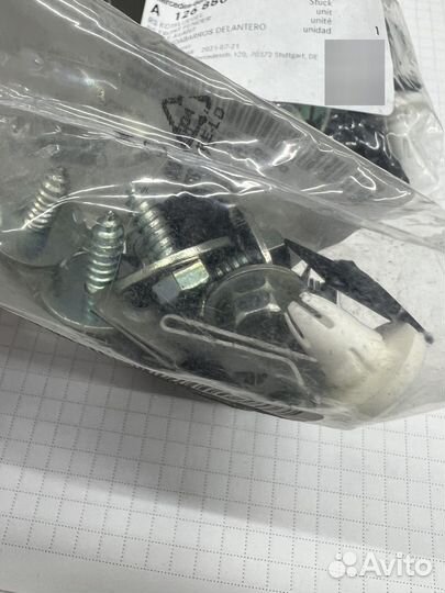 Крепление крыла для мерседес w126