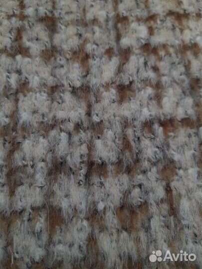 Пальтовая шерсть в бежевую клетку