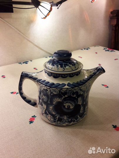Чайник Гжель