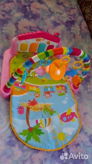 Развивающий коврик с пианино