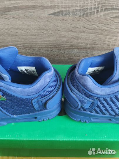 Кроссовки Nike Air Trainer Victor Cruz