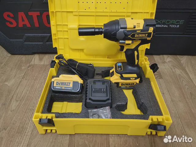 Гайковерт аккумуляторный dewalt 700 Нм.Новинка